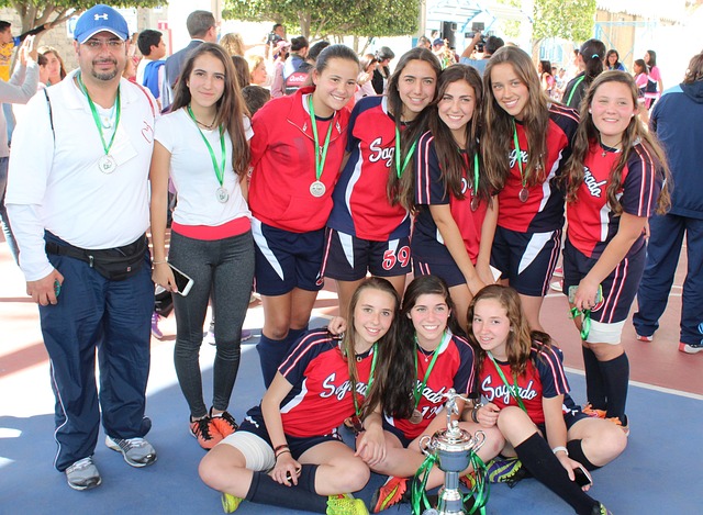 拉齐奥后卫 拉齐奥后卫